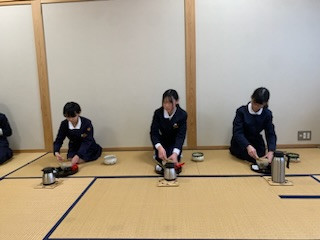 6C055367-D2FA-4986-B08B-DC541C3869E5