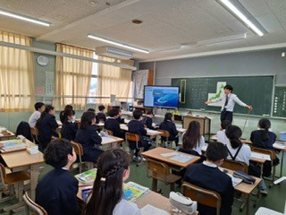 F5D69134-F34D-4D38-9A87-08A802A7D817
