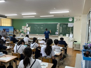 C8702506-29FD-4A3B-B473-1AA17A92DE6E