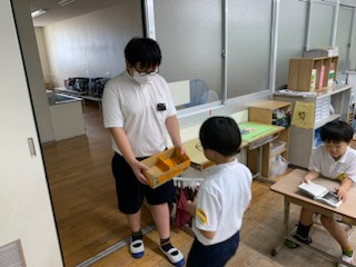 2669A56F-28DC-4395-A0A9-6F79AC7A69C7