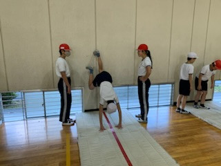 D86354C2-B751-4DE5-A334-A440A960C056