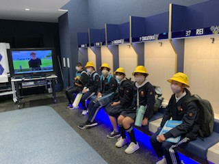 9489B724-BF52-4F37-A95F-00FE3845A5EA