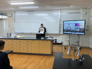 98A816D1-DD8B-467B-8FB4-4B105C900B35