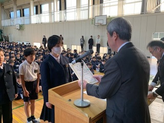 9CF254E6-C740-45B3-A852-42B2C3D8BF8A