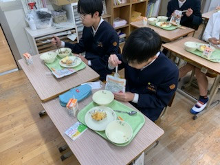 BB4DAA38-634A-4085-BC0E-D37AD9EE4A6F